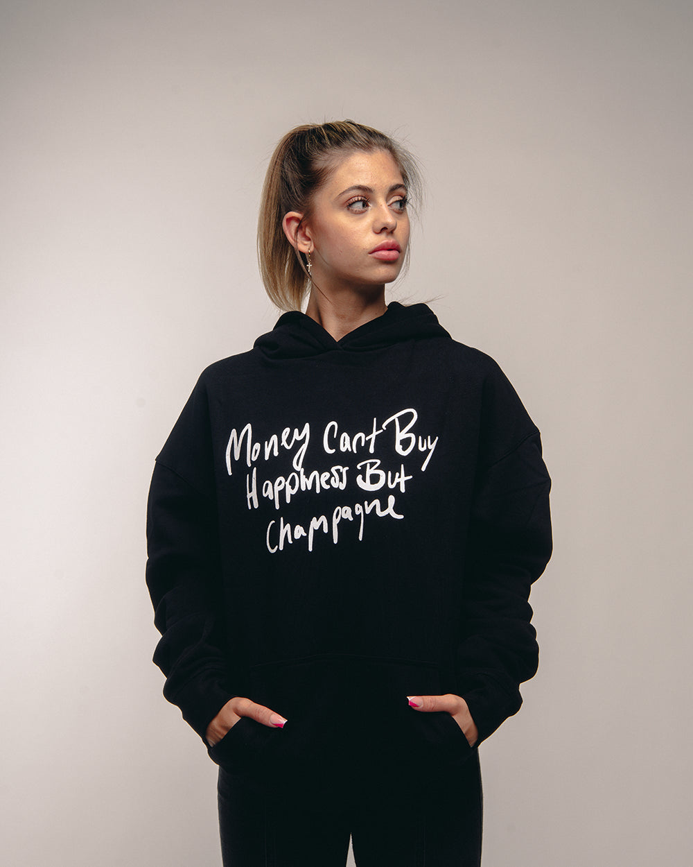 CHAMPAGNE PULLOVER - BLACK
